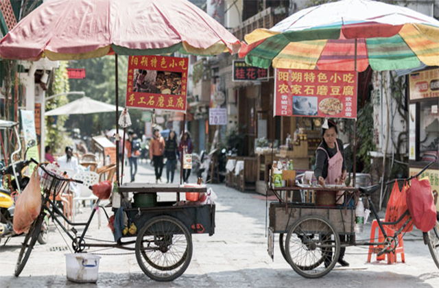 Puesto callejero en China