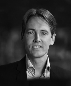 Willem Schramade, responsable de asesoramiento a clientes sobre sostenibilidad de Schroders
