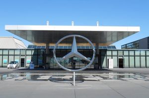 Logo- Mercedez Benz