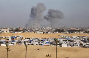 Las tropas israelíes tomaron el control de la frontera de Rafah en Gaza
