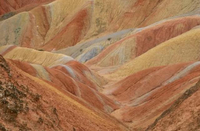 La alquimia de China: cómo transforma minerales críticos en poder global
