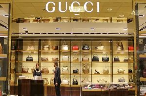 Tienda de la marca de lujo Gucci